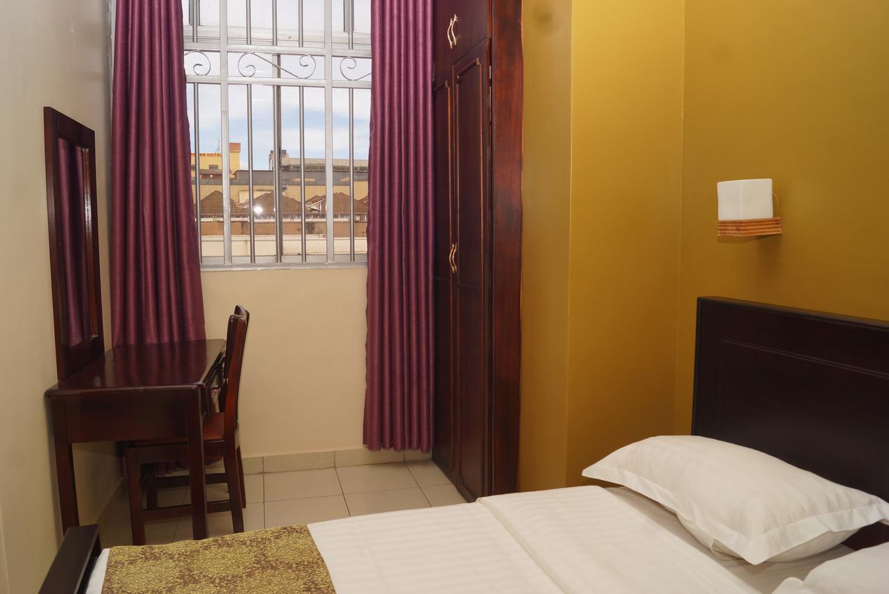 Diamonds Hotel Kampala Eksteriør billede