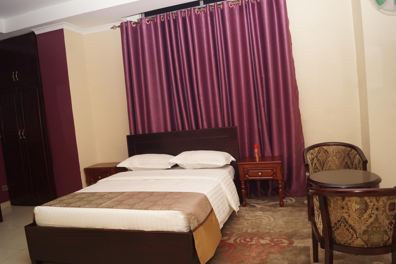 Diamonds Hotel Kampala Eksteriør billede
