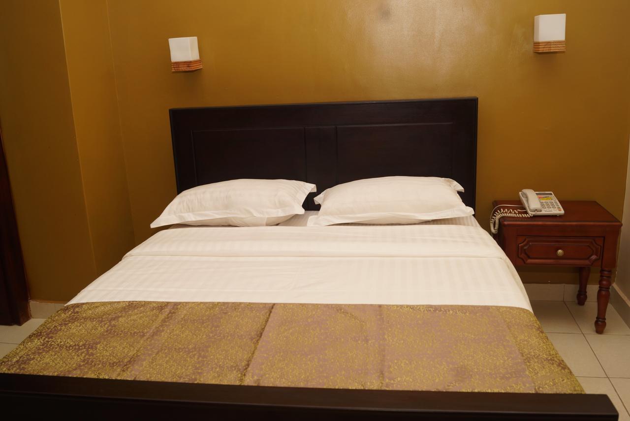 Diamonds Hotel Kampala Eksteriør billede