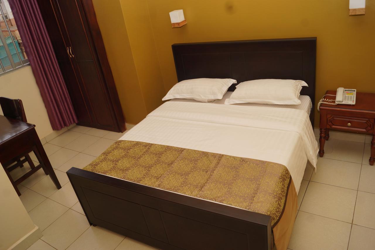Diamonds Hotel Kampala Eksteriør billede
