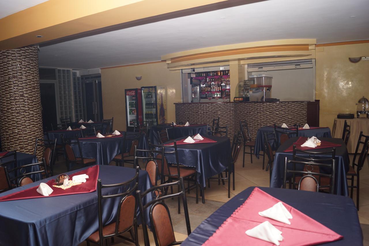 Diamonds Hotel Kampala Eksteriør billede
