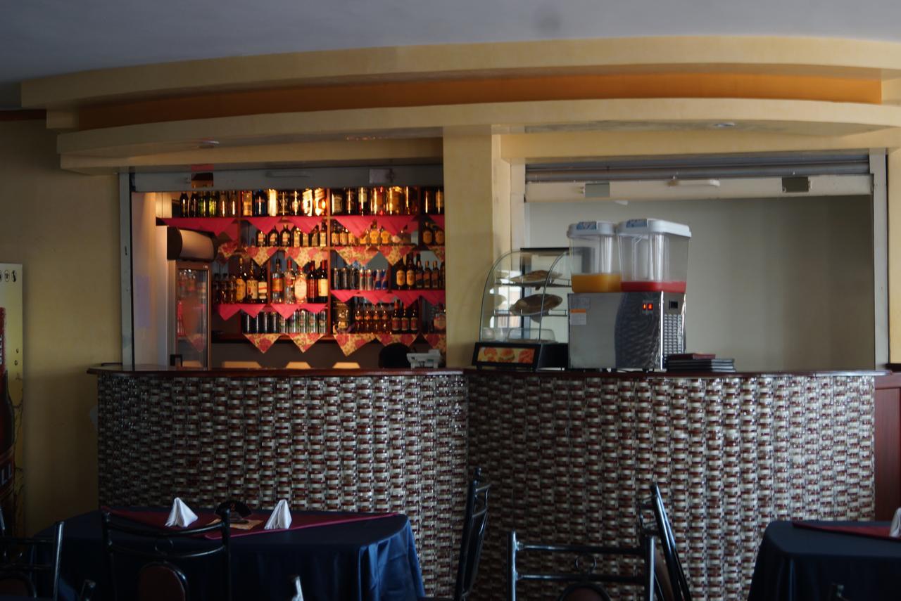 Diamonds Hotel Kampala Eksteriør billede