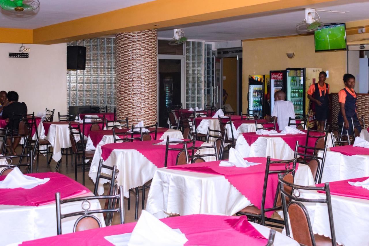 Diamonds Hotel Kampala Eksteriør billede