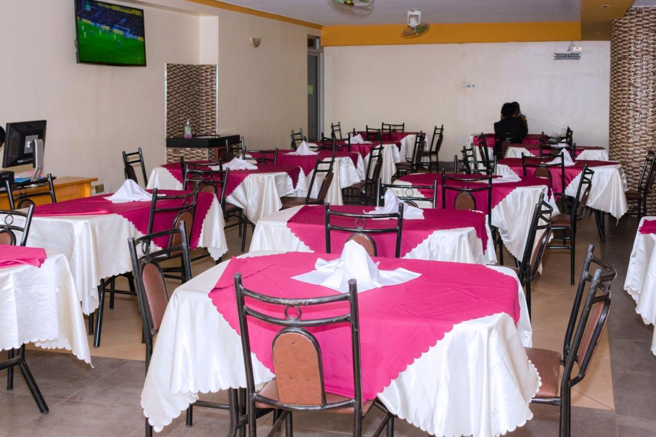 Diamonds Hotel Kampala Eksteriør billede