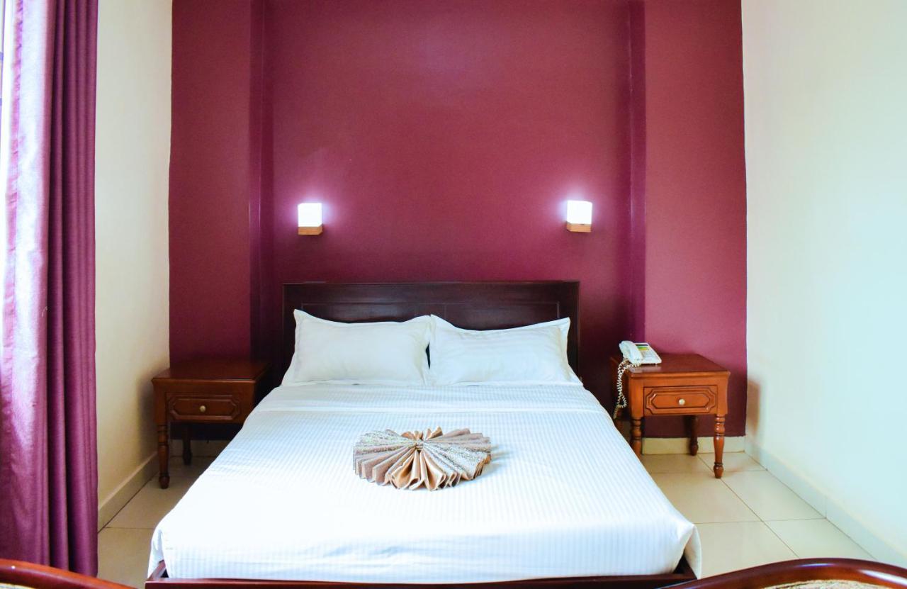 Diamonds Hotel Kampala Eksteriør billede